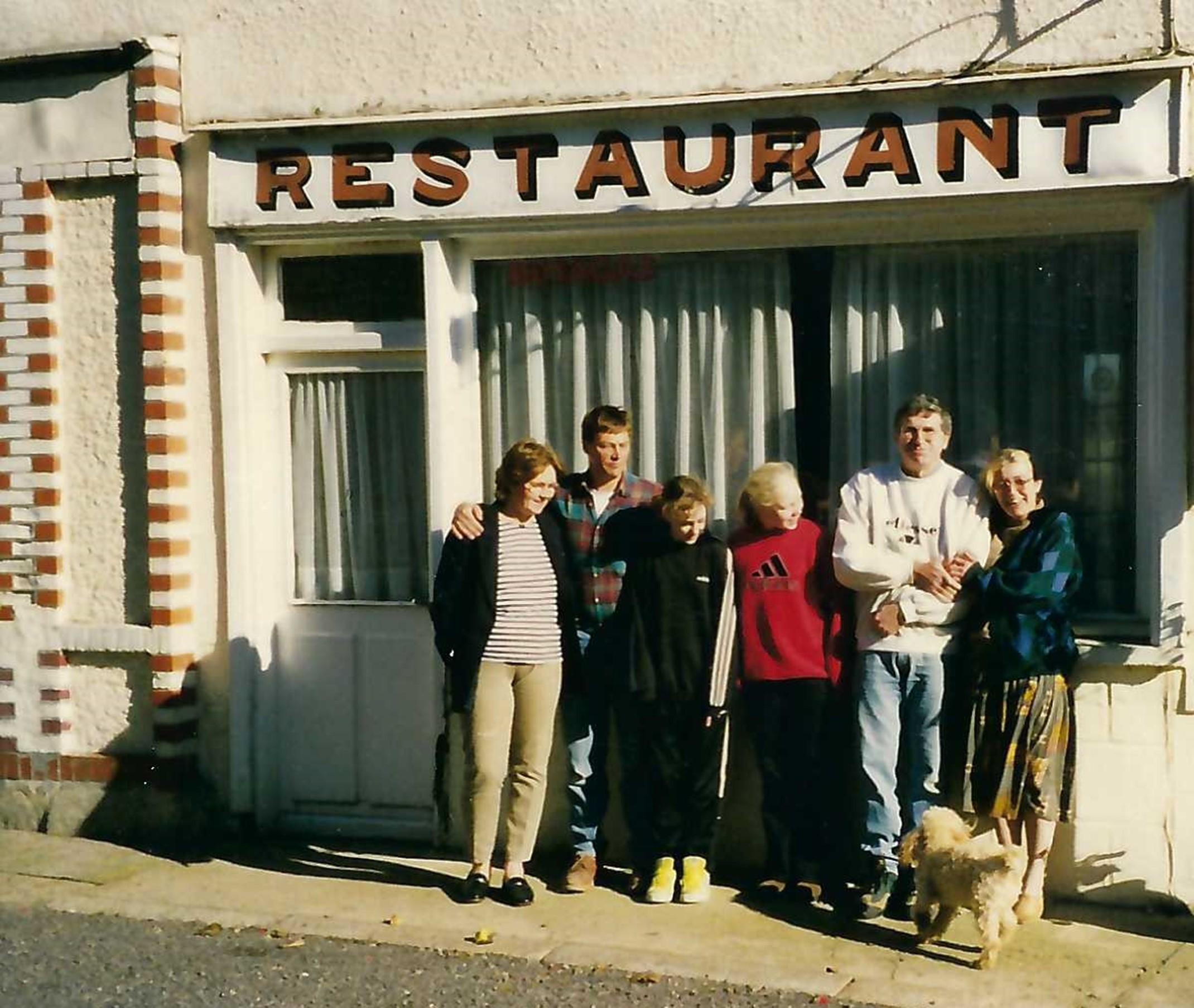 pic8 outside cafe